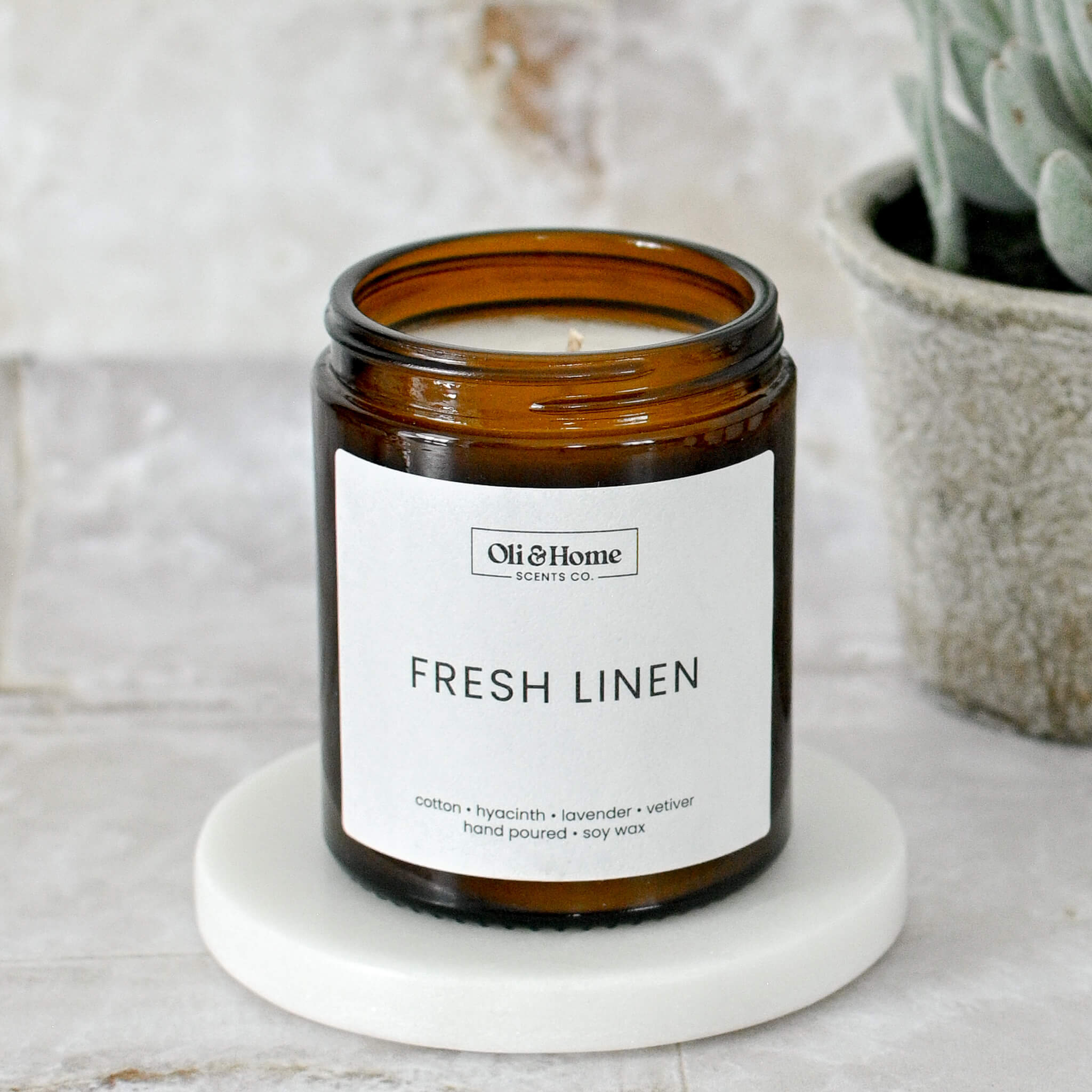 Fresh Linen Scented Candle